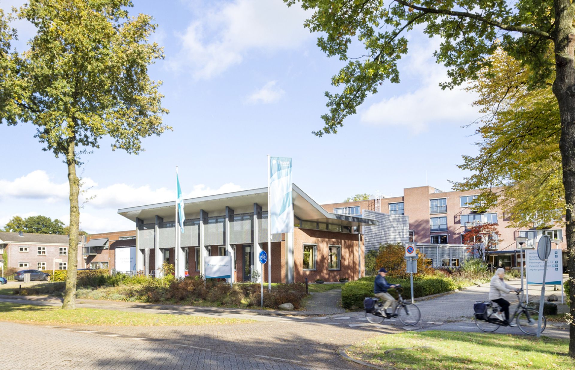 Buitenkant gebouw De Paasbergen